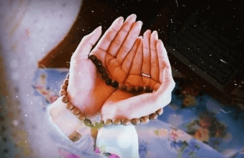 Rompo cadenas de Maldicións LUCERO